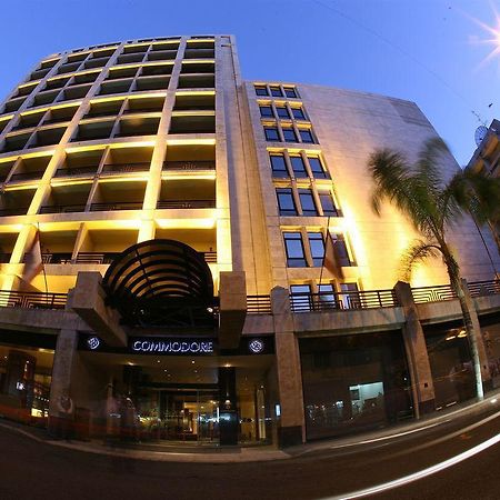 Le Commodore Hotel Beirut Esterno foto
