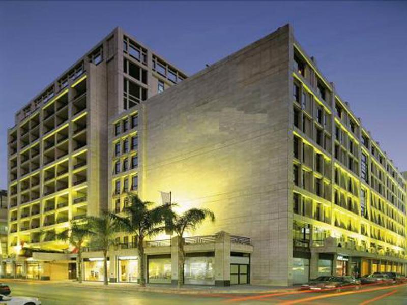 Le Commodore Hotel Beirut Esterno foto