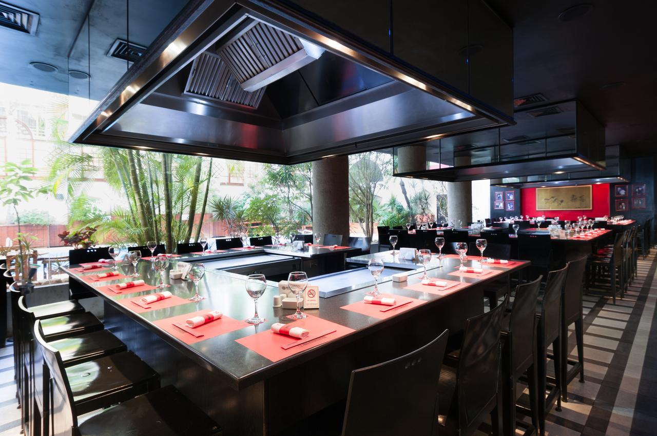 Le Commodore Hotel Beirut Esterno foto