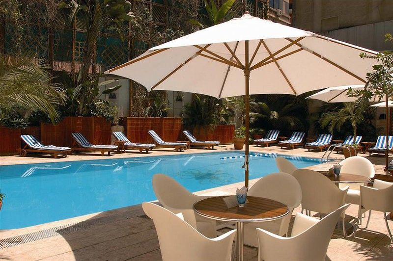 Le Commodore Hotel Beirut Esterno foto