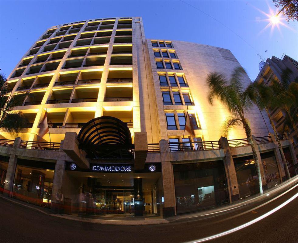 Le Commodore Hotel Beirut Esterno foto